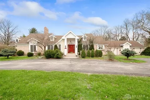 1910 Grange Hall Rd, Dayton, OH 45432