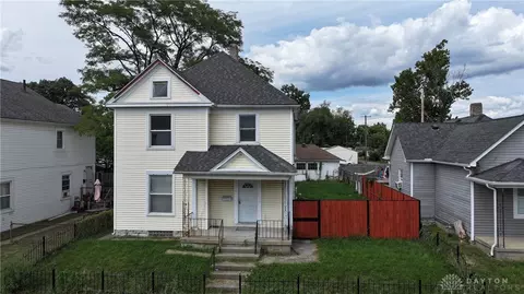 3007 E 4th St, Dayton, OH 45403