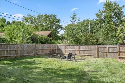Exterior - 4341 Wallington Dr, Kettering, OH 45440 photo 2 of 8