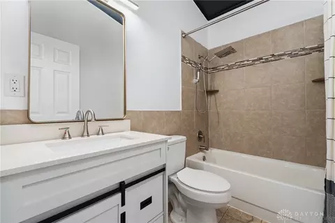 Bath - 4341 Wallington Dr, Kettering, OH 45440 photo 2 of 3