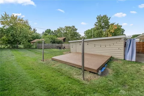 Exterior - 4341 Wallington Dr, Kettering, OH 45440 photo 7 of 8