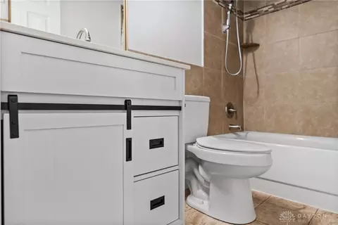 Bath - 4341 Wallington Dr, Kettering, OH 45440 photo 3 of 3