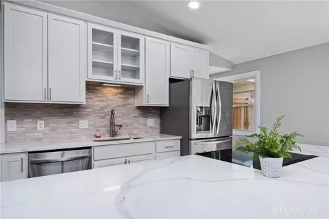 Kitchen - 4341 Wallington Dr, Kettering, OH 45440 photo 2 of 6