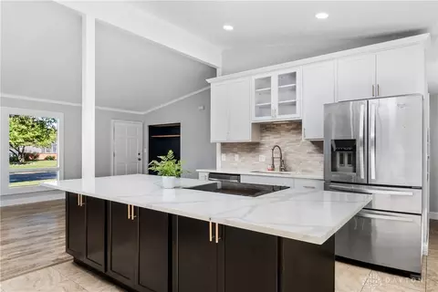 Kitchen - 4341 Wallington Dr, Kettering, OH 45440 photo 3 of 6