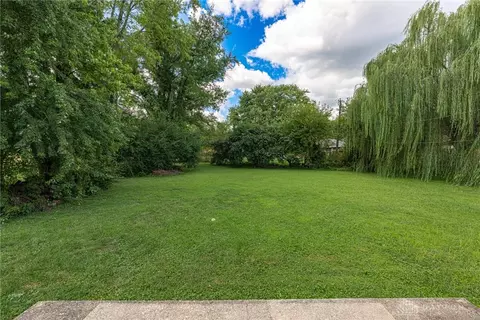 Exterior - 776 Lovetta Dr, Kettering, OH 45429 photo 2 of 7
