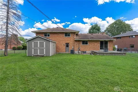 Exterior - 776 Lovetta Dr, Kettering, OH 45429 photo 5 of 7