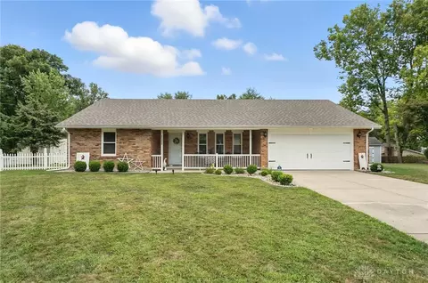 Exterior - 111 Lynette Ct, Monroe, OH 45050 photo 1 of 9