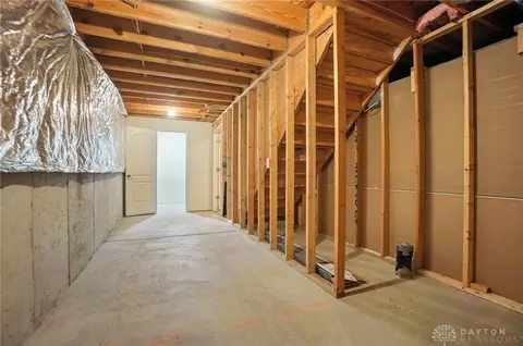 Entry Way - 352 Sentinel Oak Dr, Centerville, OH 45458 photo 6 of 6