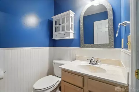 Bath - 352 Sentinel Oak Dr, Centerville, OH 45458 photo 1 of 10