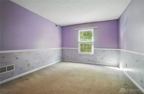 Bedroom - 352 Sentinel Oak Dr, Centerville, OH 45458 photo 11 of 12