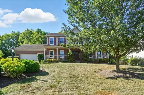 Exterior - 352 Sentinel Oak Dr, Centerville, OH 45458 photo 2 of 16