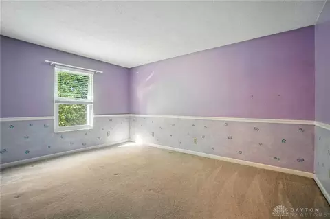 Bedroom - 352 Sentinel Oak Dr, Centerville, OH 45458 photo 10 of 12