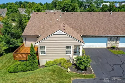 1901 Whispering Tree Dr, Miamisburg, OH 45342