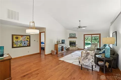 Living - 4964 Field Point Ct, Dayton, OH 45440 photo 1 of 1