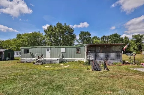 7163 Fernwood Trl, Hillsboro, OH 45133