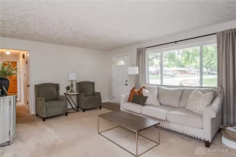 Living - 1040 Kenosha Rd, Dayton, OH 45429 photo 3 of 5