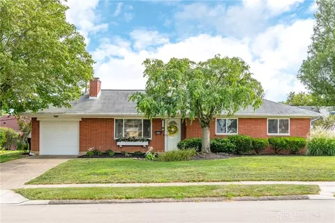 1040 Kenosha Rd, Dayton, OH 45429
