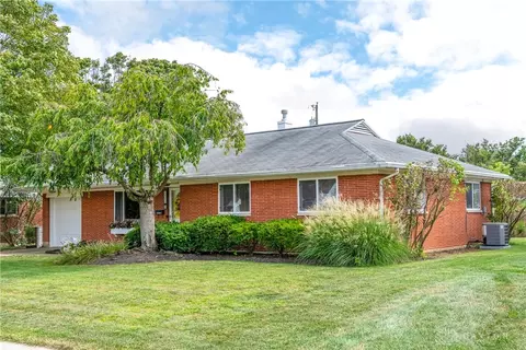 Exterior - 1040 Kenosha Rd, Dayton, OH 45429 photo 3 of 5