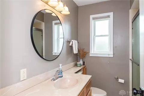 Bath - 1040 Kenosha Rd, Dayton, OH 45429 photo 1 of 2