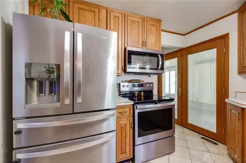 2833 Kenview Ave, Dayton, OH 45420 photo 10
