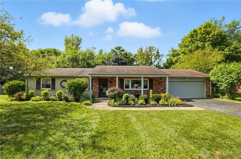 4475 Ardonna Ln, Dayton, OH 45432