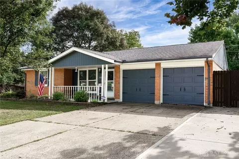1000 Skyview Dr, West Carrollton, OH 45449