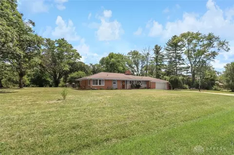 8888 Archer Pl, Dayton, OH 45458 photo 2