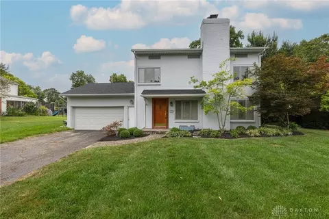 3212 Lenox Dr, Kettering, OH 45429