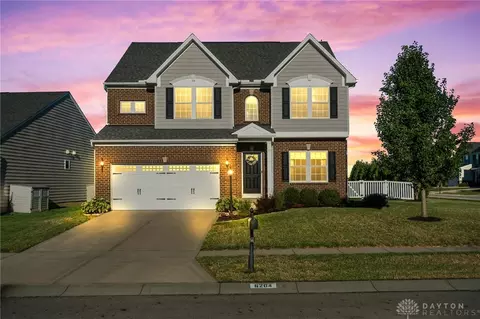 6204 Willow Oak Dr, Tipp City, OH 45371