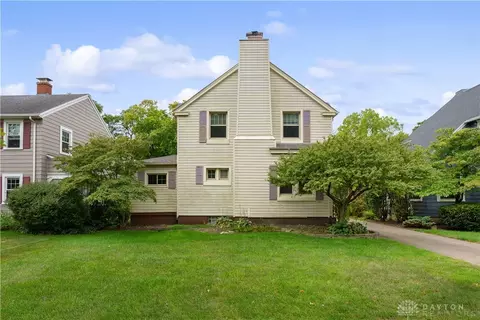 137 N Kensington Pl, Springfield, OH 45504