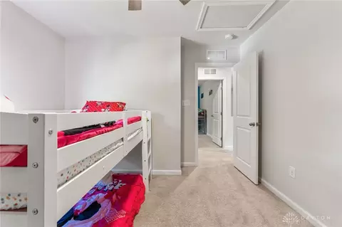 Entry Way - 172 Skyway Dr, Springfield, OH 45505 photo 5 of 7