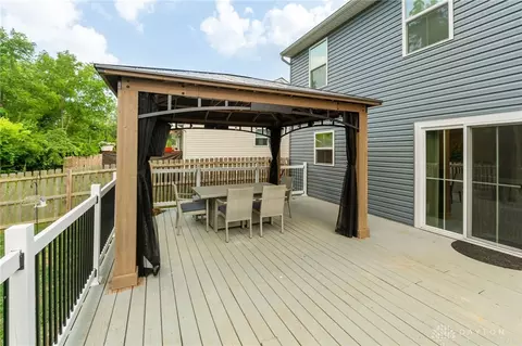 Exterior - 172 Skyway Dr, Springfield, OH 45505 photo 9 of 20