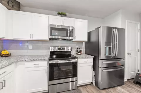 Kitchen - 172 Skyway Dr, Springfield, OH 45505 photo 1 of 5