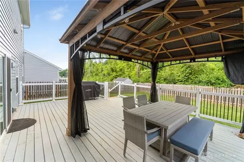 Exterior - 172 Skyway Dr, Springfield, OH 45505 photo 11 of 20