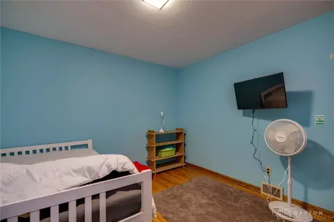 Bedroom - 308 Canterbury Dr, Springfield, OH 45503 photo 2 of 9
