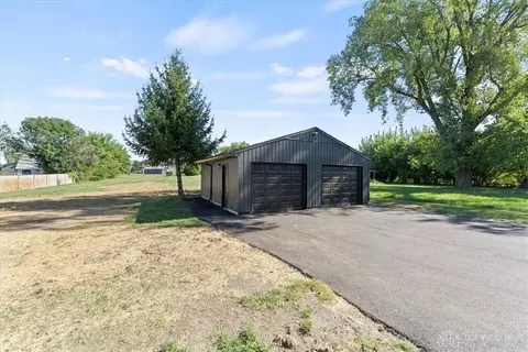 Exterior - 4970 Troy Rd, Springfield, OH 45502 photo 5 of 8