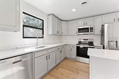 Kitchen - 4970 Troy Rd, Springfield, OH 45502 photo 1 of 7