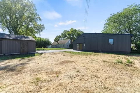 Exterior - 4970 Troy Rd, Springfield, OH 45502 photo 6 of 8