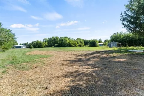 Exterior - 4970 Troy Rd, Springfield, OH 45502 photo 7 of 8