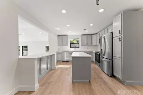 Kitchen - 4970 Troy Rd, Springfield, OH 45502 photo 3 of 7