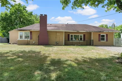 3700 Sellars Rd, Moraine, OH 45439