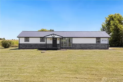 8728 Greenville Saint Marys, Greenville, OH 45331