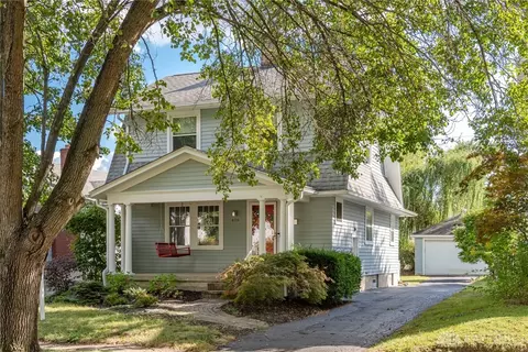 436 Monteray Ave, Oakwood, OH 45419