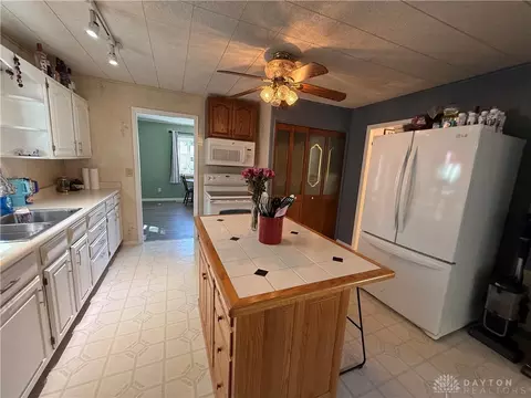 720 Mavor St, Springfield, OH 45505 photo 9
