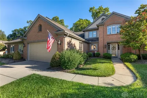 2582 Vienna Estates Dr, Dayton, OH 45459