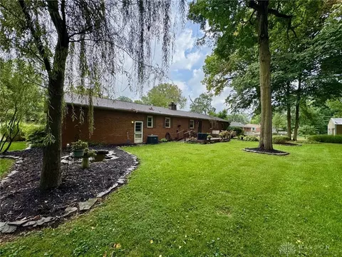 703 Dorchester Dr, Springfield, OH 45506 photo 49