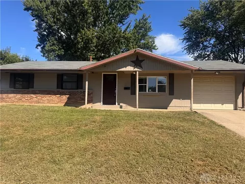 6717 Alter Rd, Dayton, OH 45424 photo 2