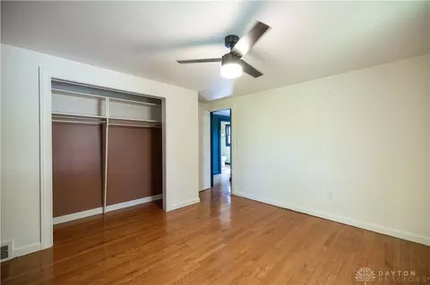 Bedroom - 259 N Broadmoor Blvd, Springfield, OH 45504 photo 6 of 8