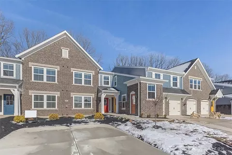 4236 Apple Branch Dr #55-103, Sugarcreek Township, OH 45459