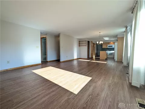 2932 Alameda Dr, Springfield, OH 45503 photo 7